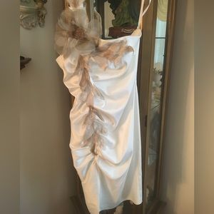 Faviana sexy white satin one shoulder embellished dress size 3/4